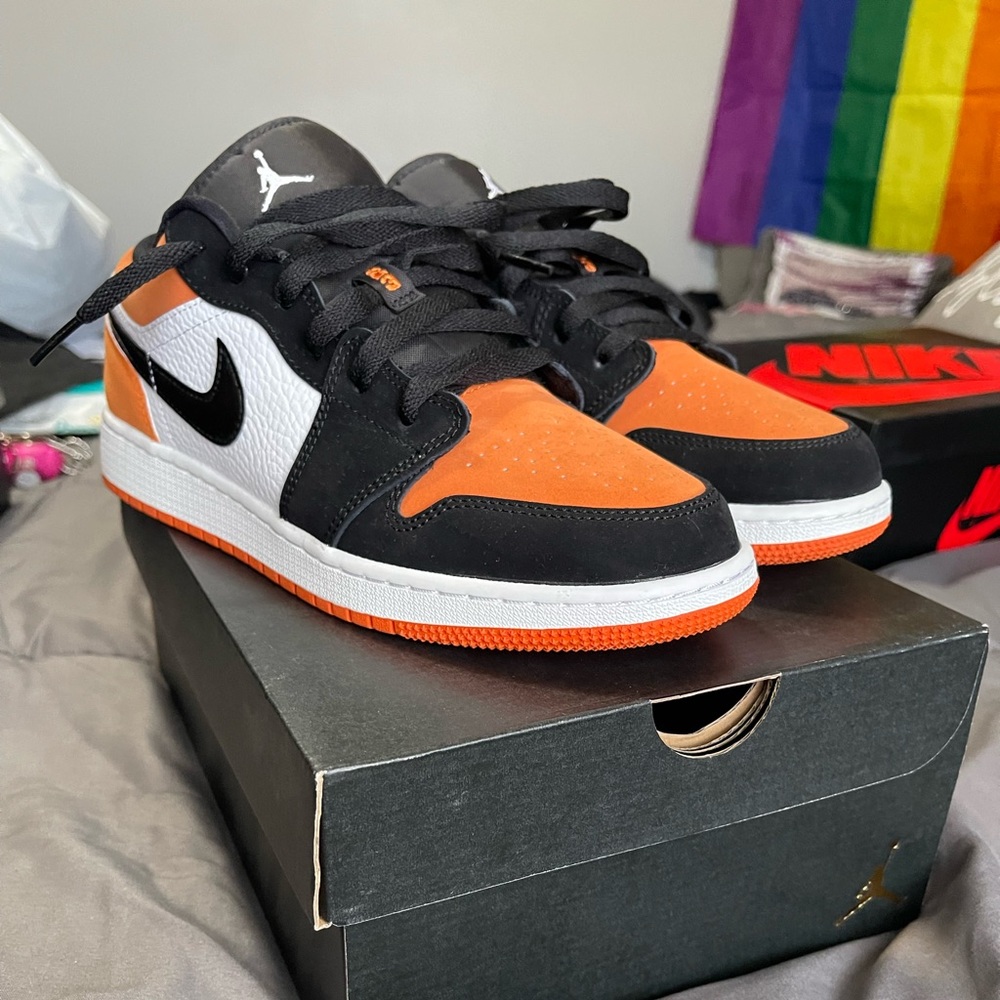 Air Jordan 1 low